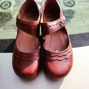 Dansko Velcro strap clogs